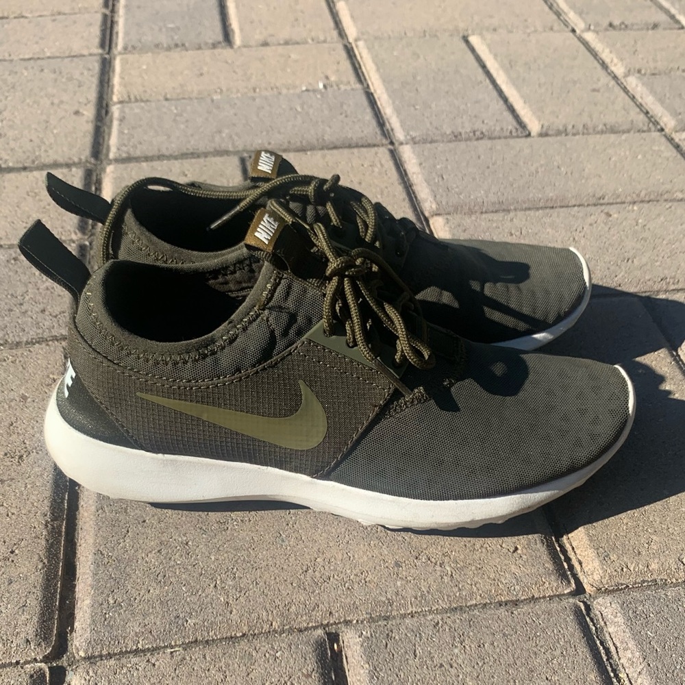Nike Women’s Juvenate in Olive Green